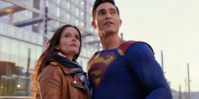 تایلر هاچلین و بیتسی تولوچ در سریال Superman and Lois